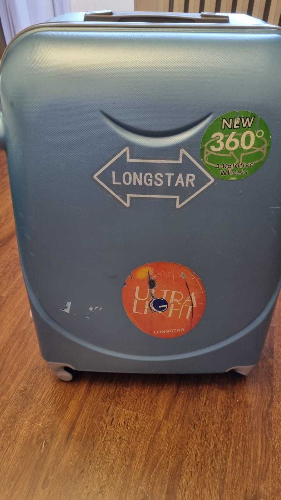 Продам чемодан Longstar