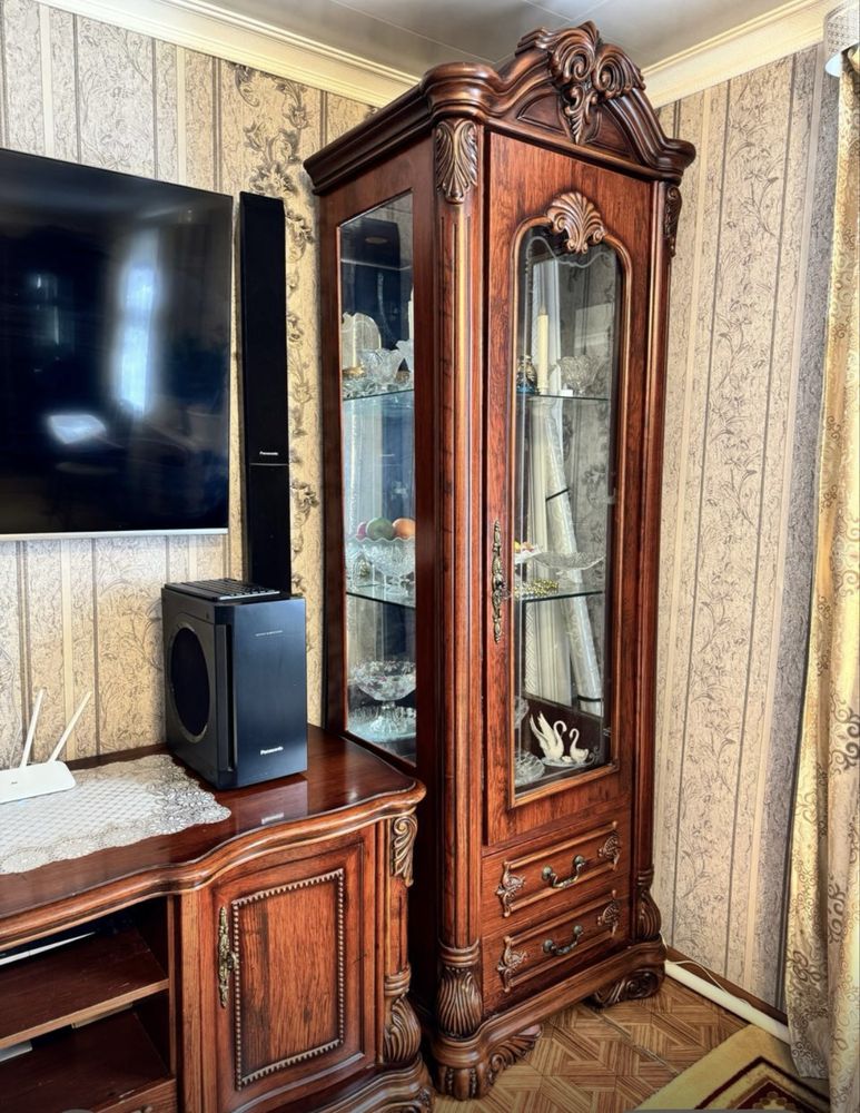 Продам стенку для гостиной за 150 000 тг