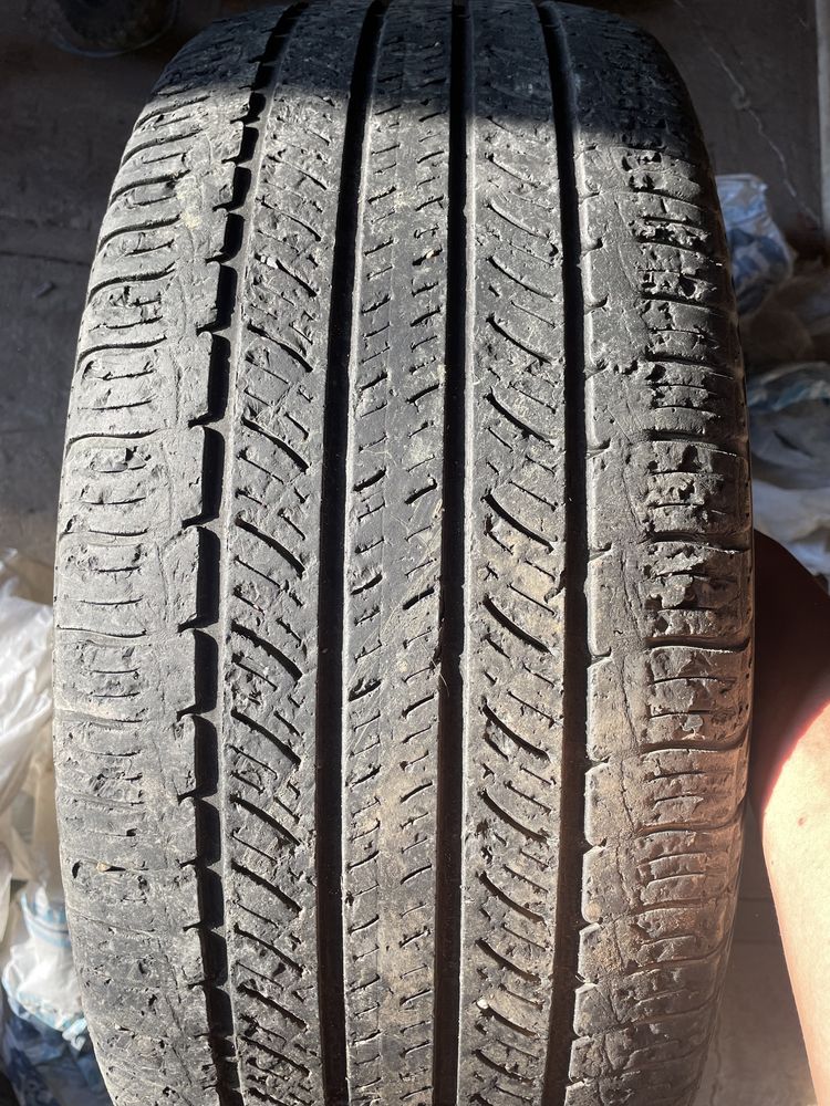 Продам резину MICHELIN Latitude Tour HP 285/60 R18