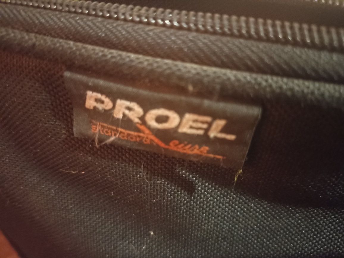 Продам чехол "PROEL"для клавишных инструментов