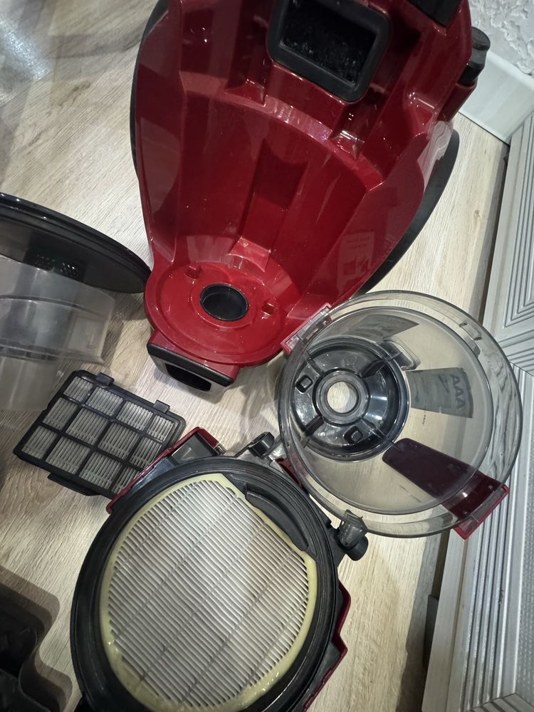Продам пылесос Bosch в отличном состоянии