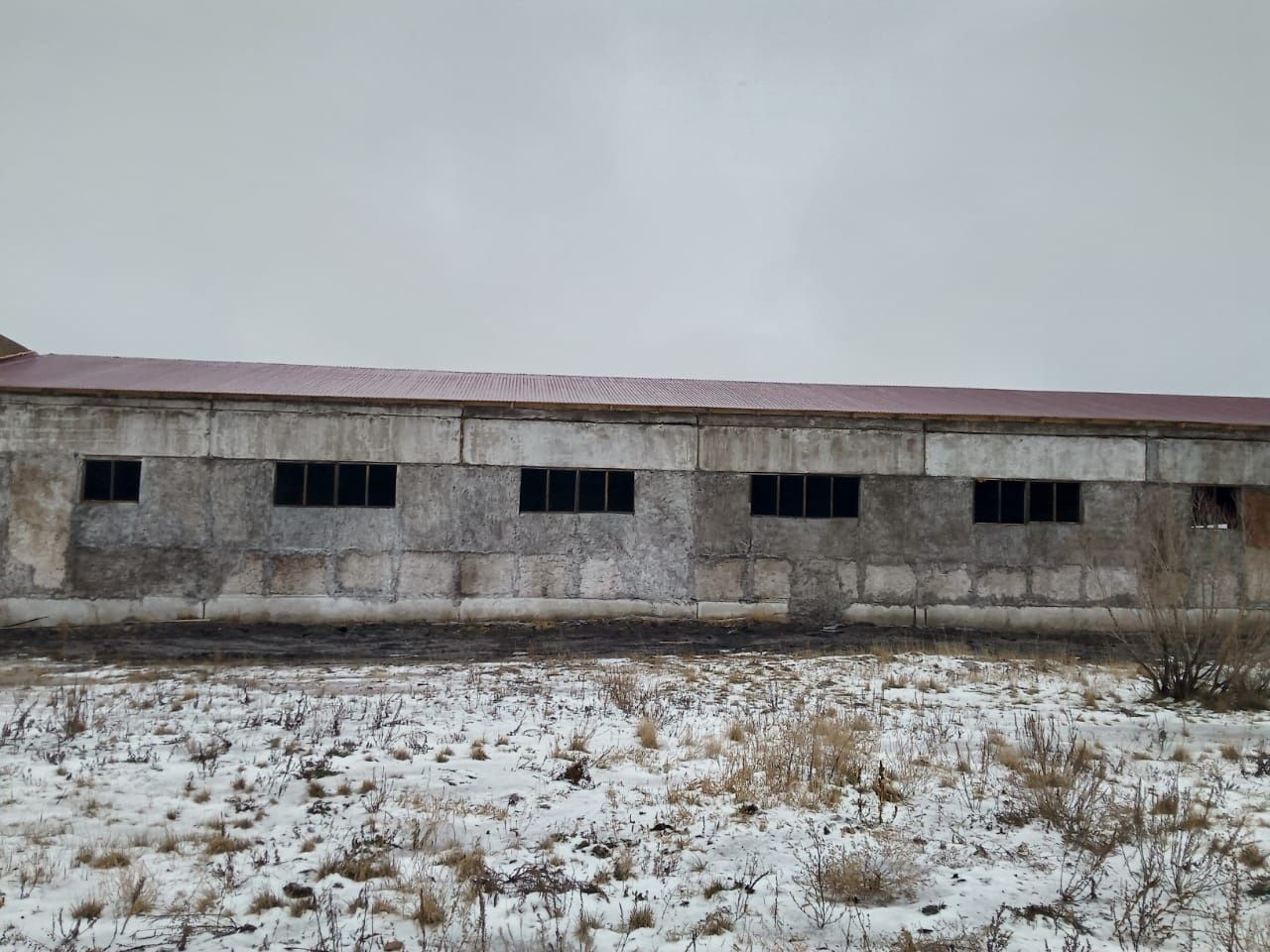 Продам или сдам в аренду База 2300кв.м.
