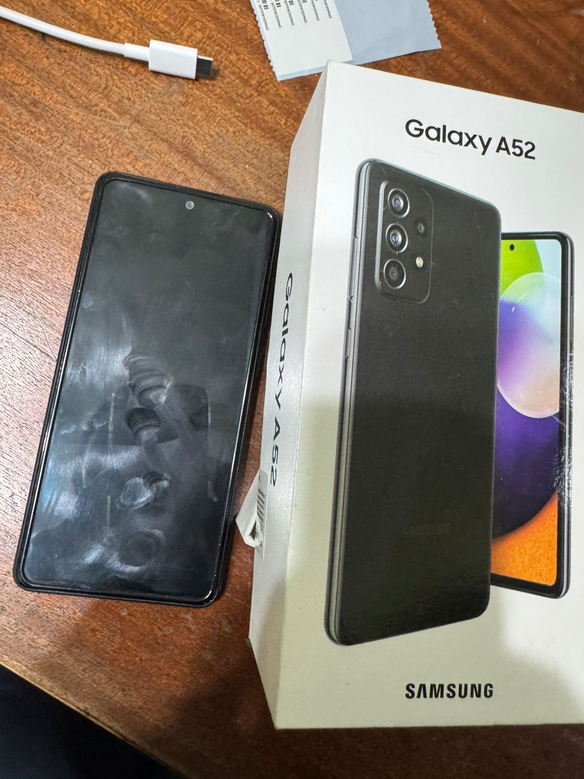 Продам Samsung A52
