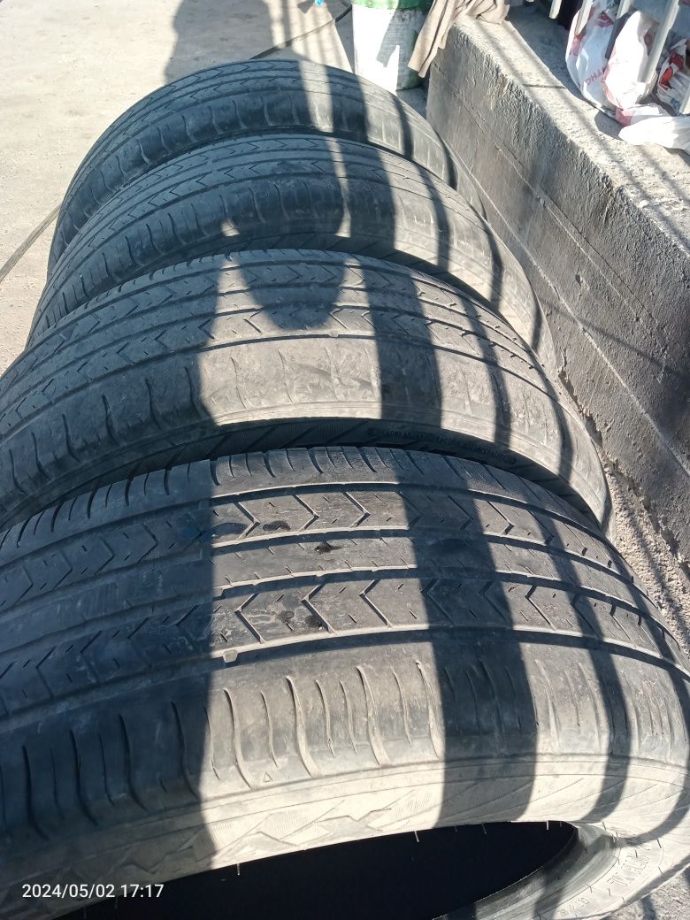 Продам шины 235/60 R18