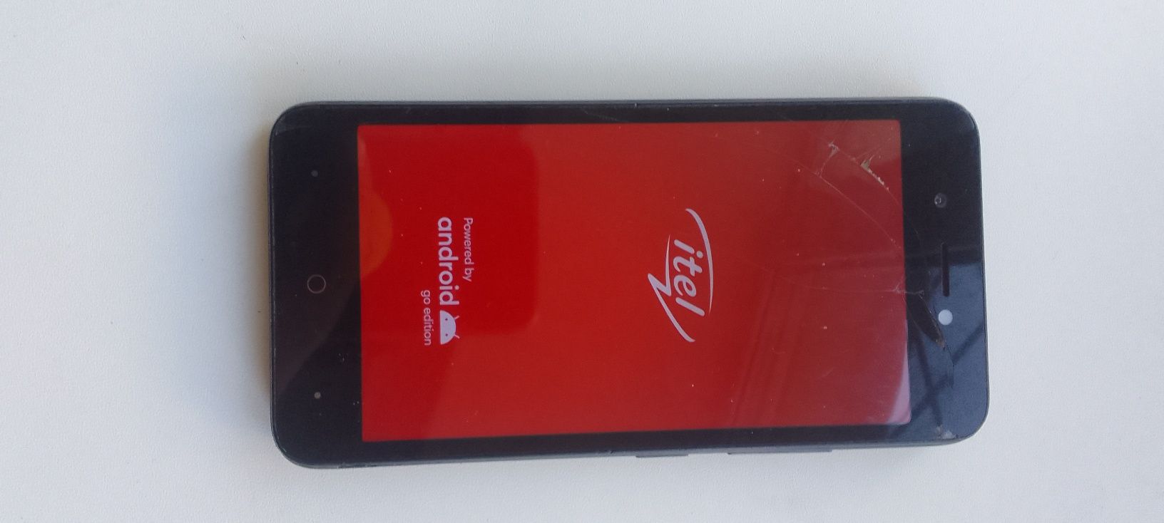 Продам телефон. I tel 50.