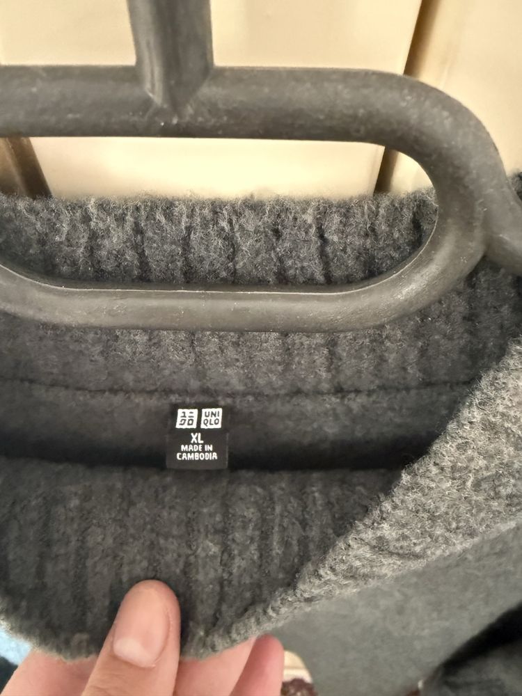Uniqlo свитер
