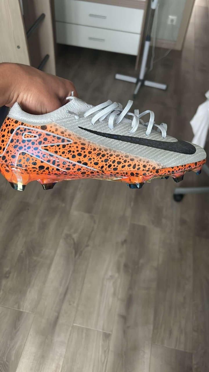 Nike Vapor 16 новые ни разу не одевались