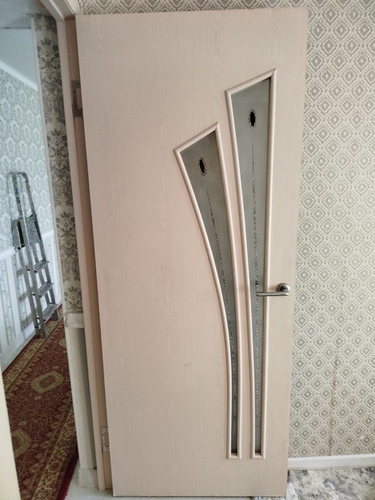 Продам дверь