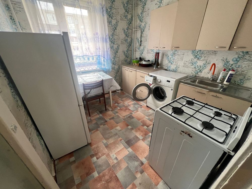 Продам 1 квартиру МКР