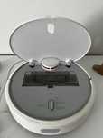 Продам Xiaomi mi robot vacuum
