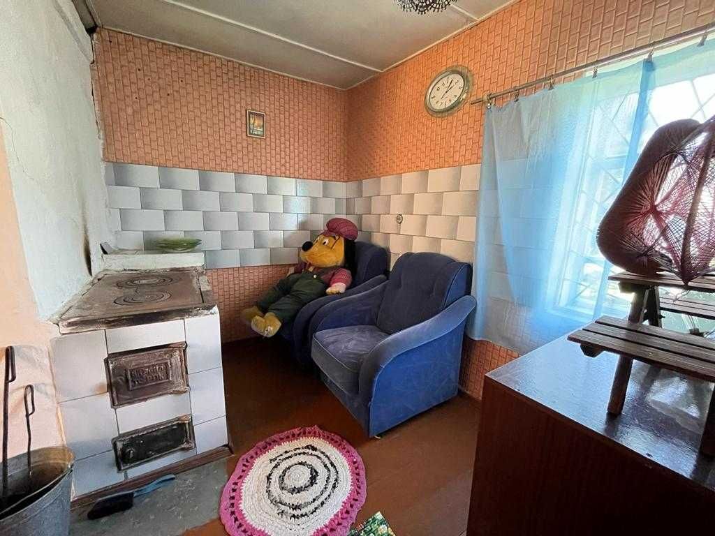 Продам  кирпичный дом на Белом лугу