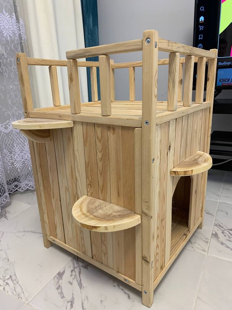 Продам домик для кошек/маленьких собачек