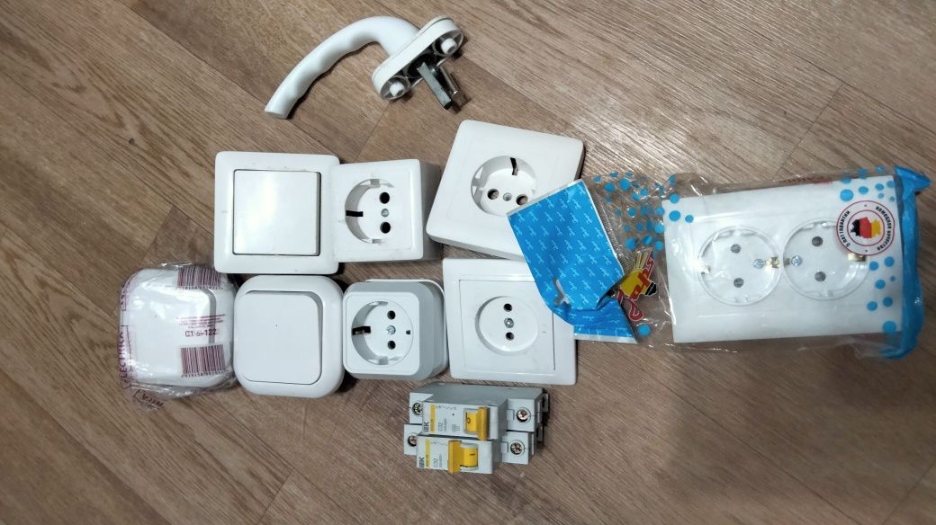 Продаю выключатели