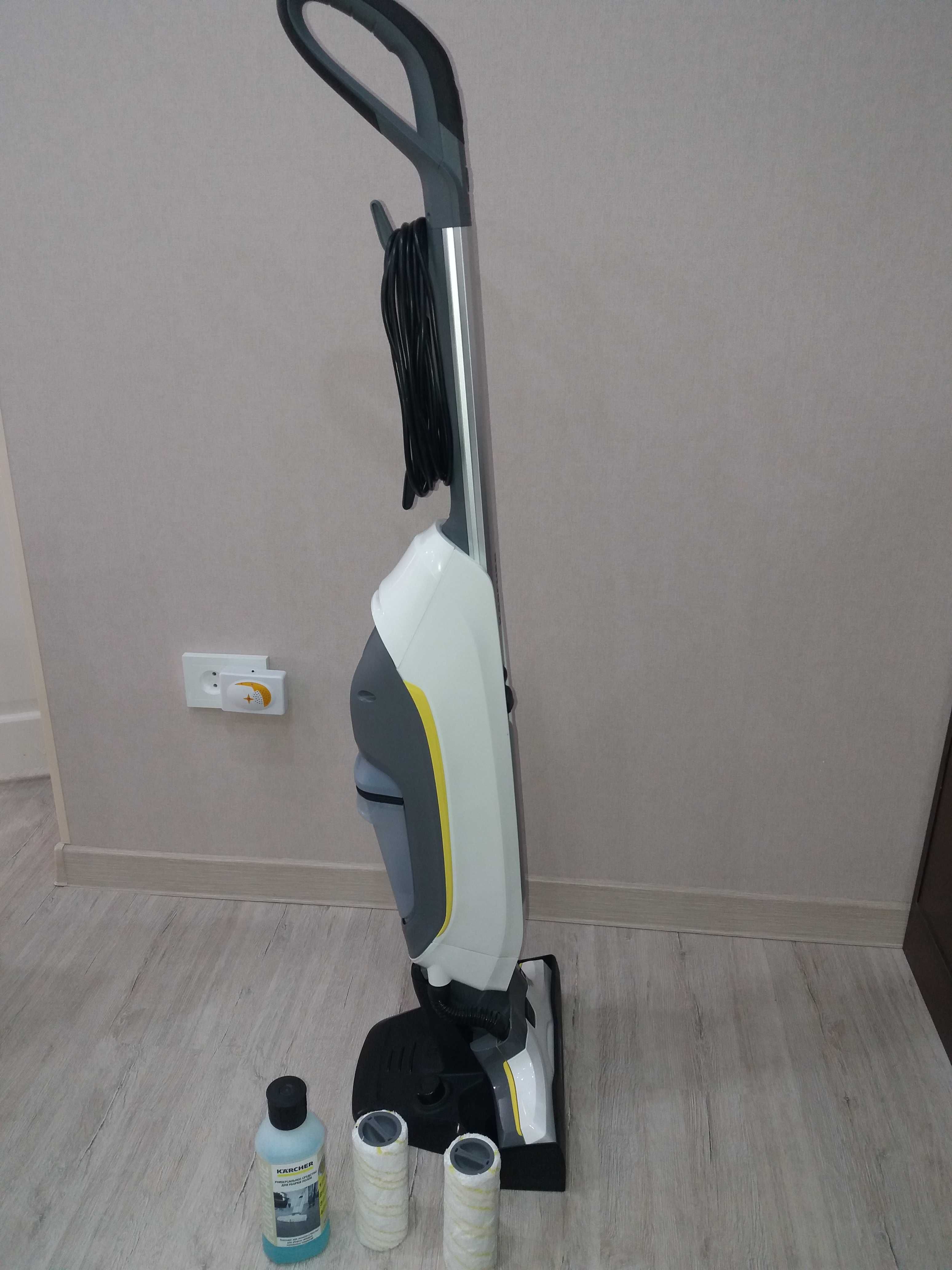Поломоечная машина (пылесос, электрошвабра) KARCHER FC 5 Premium