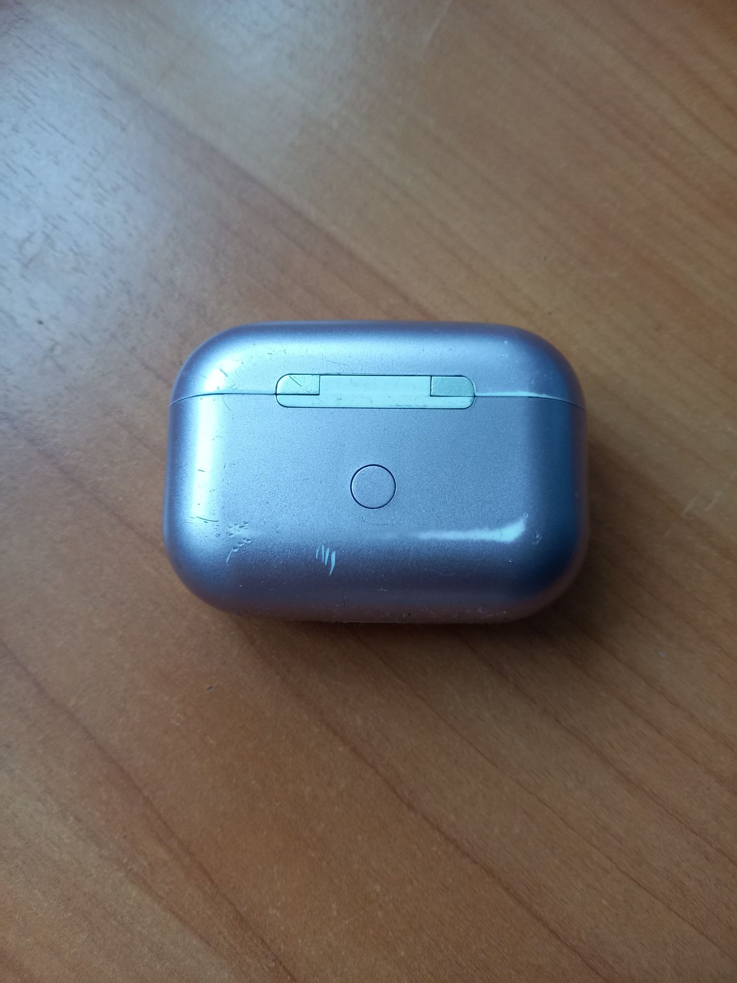 Продам наушники AirPods PRO
