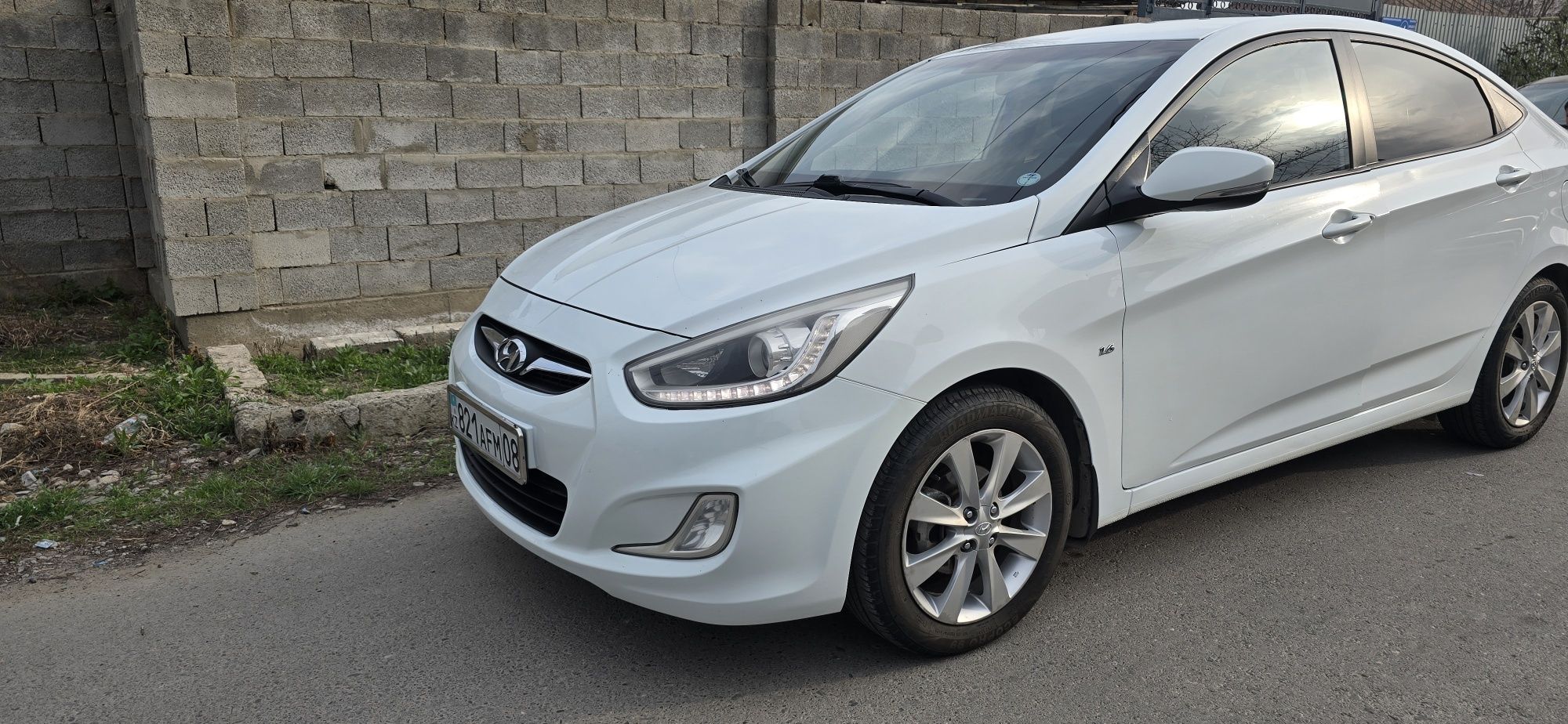 Продам Hyundai Accent 2014