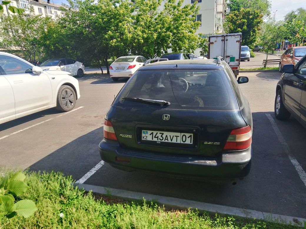 Продам Хонда аккорд 5