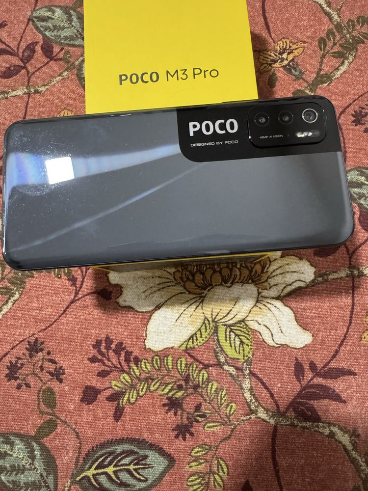 Телефон Poco M3Pro