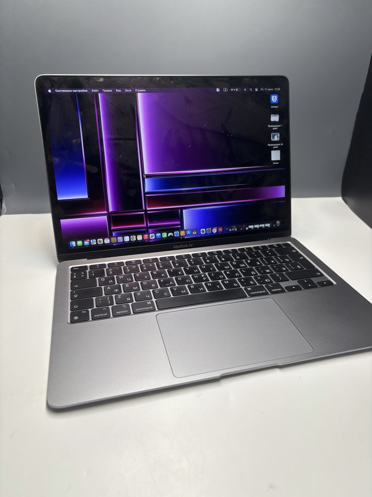 Macbook Air m1 8/256 gb
