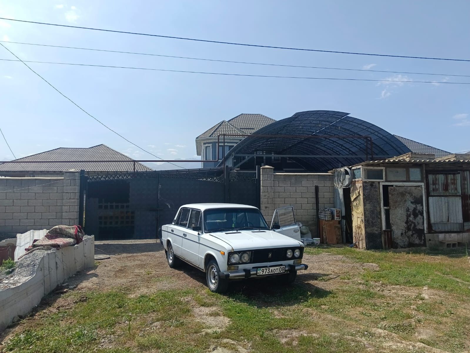 Срочно продается времянка п.Кемертоғанэ