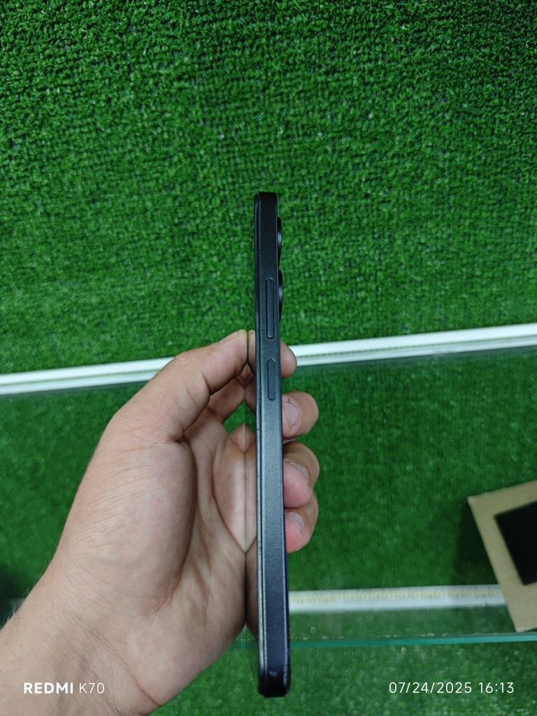 Redmi 13 C 256gb.