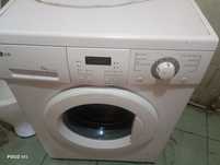 Продам стиральную машину Lg 5 kg