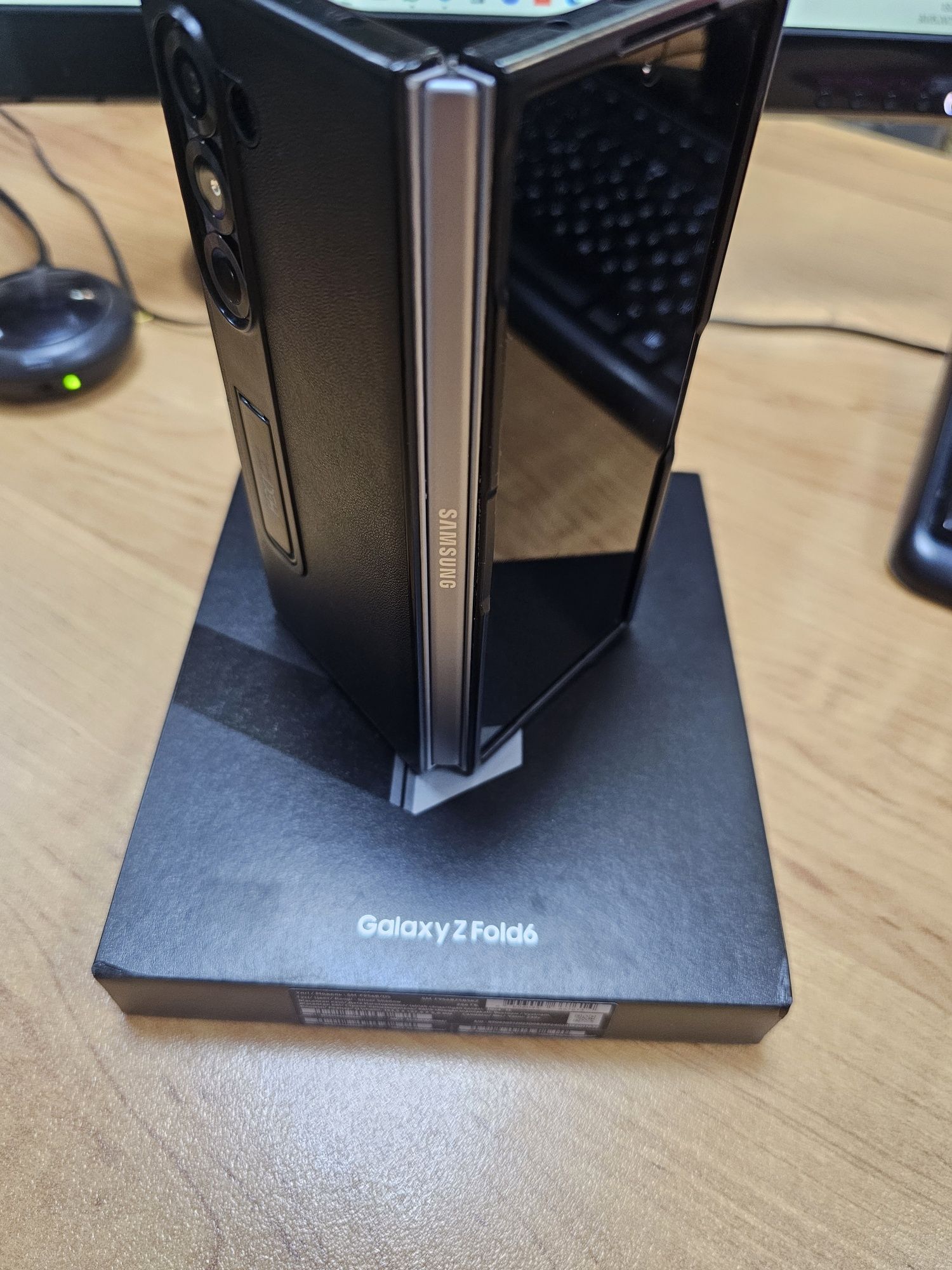 Samsung Z Fold 6