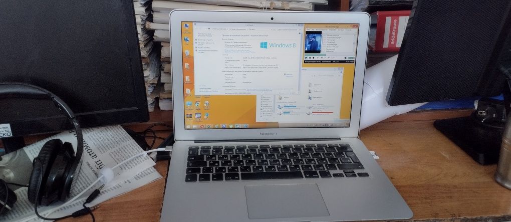 MacBook Air 13" i5 4260u 0.8-2,7 GHz 4гб ОЗУ  1000 Гб nvme windows 8.