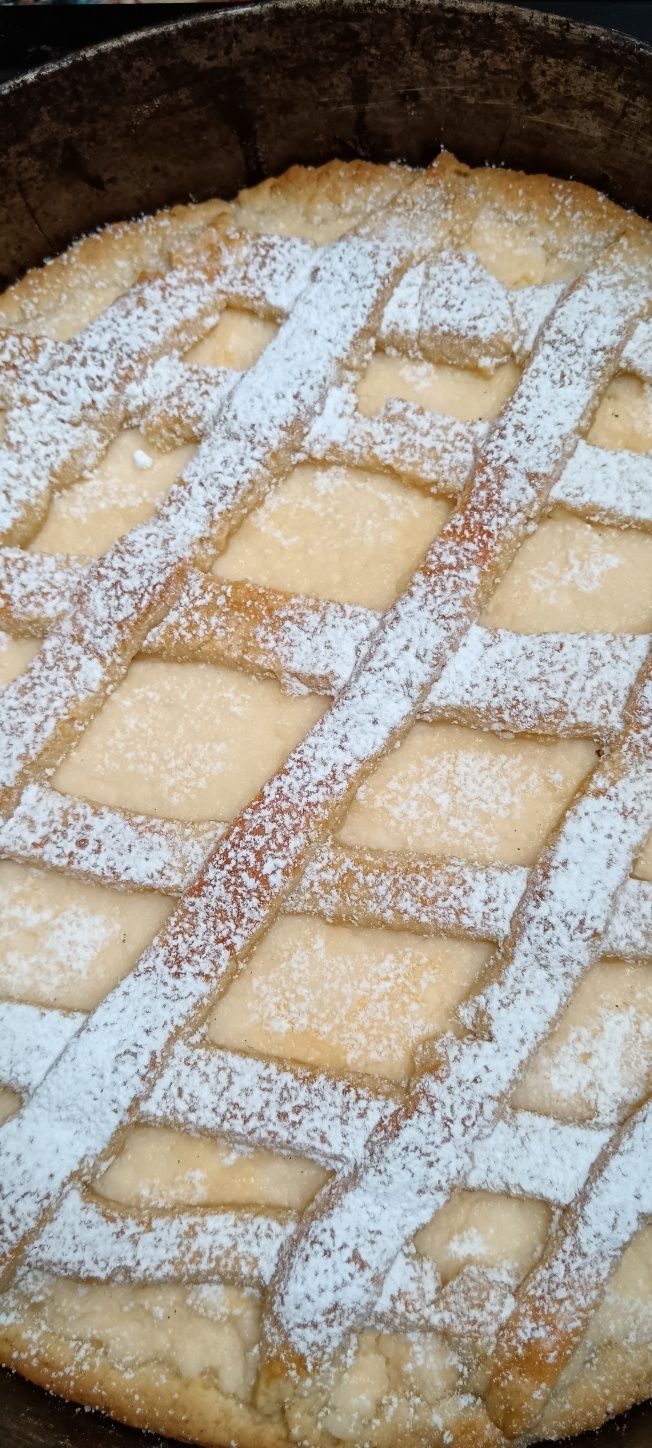Принимаю заказы на пироги, торты, пироженных, боурсаки, самсы.