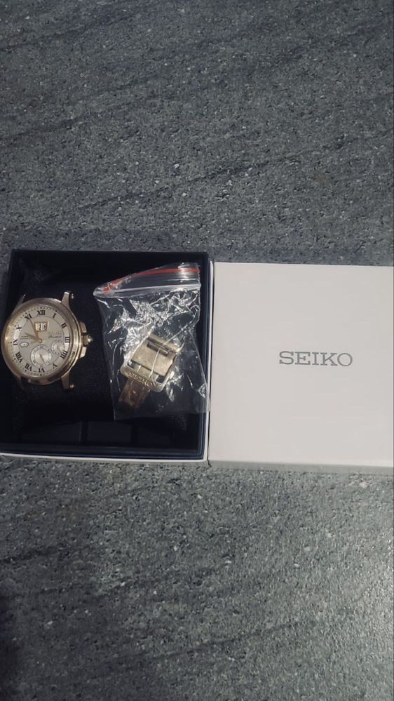 Продам часы Seiko Premier