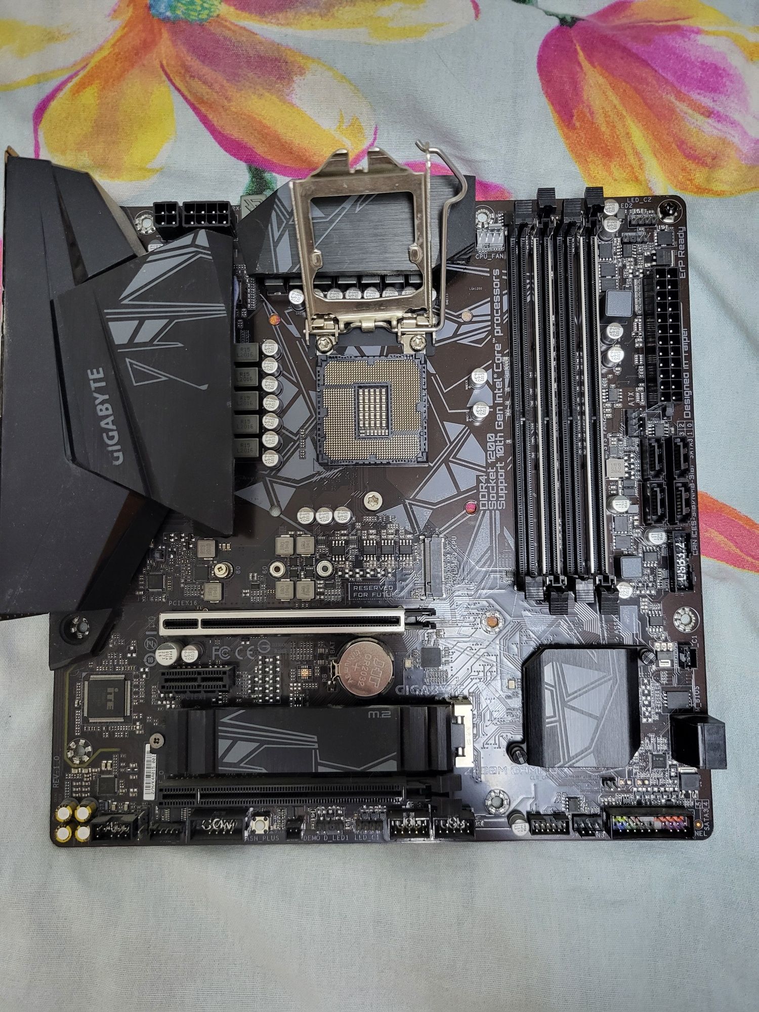 Материнская плата Gigabyte Z490M