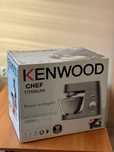 Продается кухонная машина Keenwood Chef Titanium