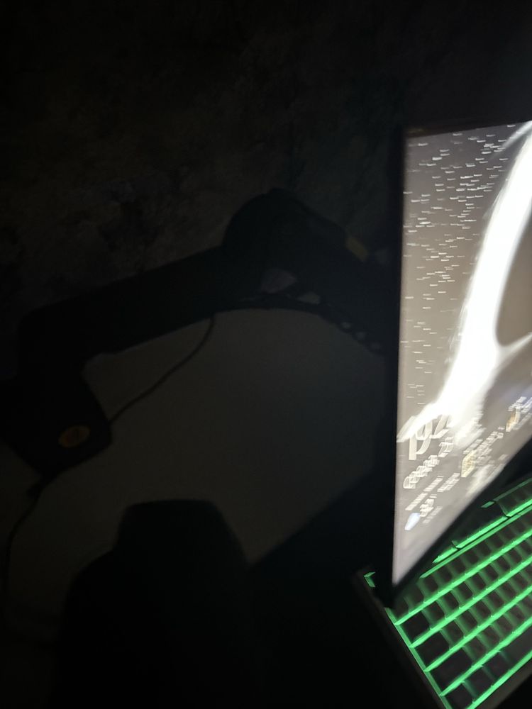 Продам игровой пк комплект на i5 9400f