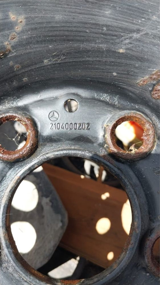 Продам диски на мерседес