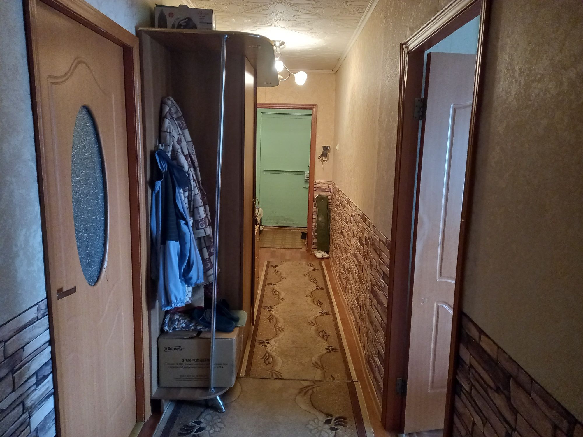Продам трёхкомнатную квартиру