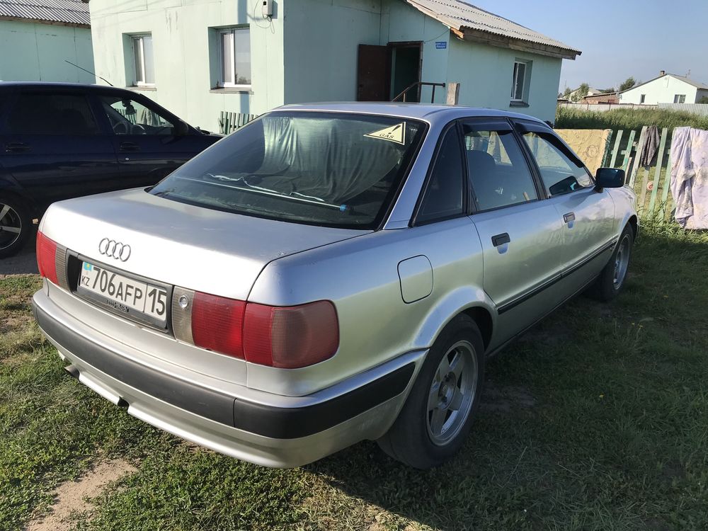 Продам ауди 80 б4