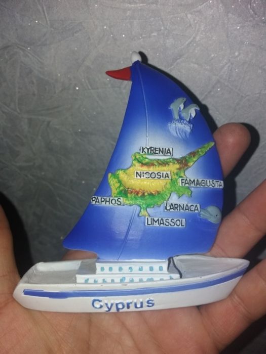 Сувенирный кораблик с Кипра.