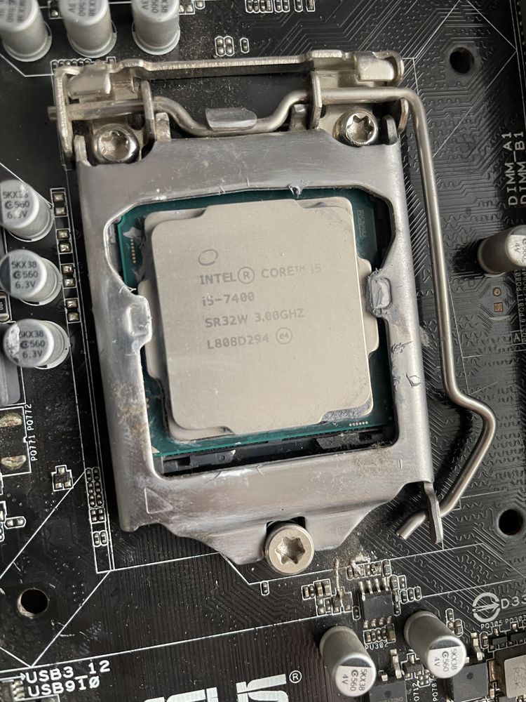 Комплект материнская плата процессор озу,ASUS H110M-R, i5 7400, 8 озу