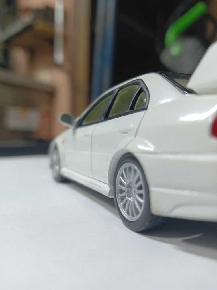 Моделька 1:43 Митсубиси Лансер