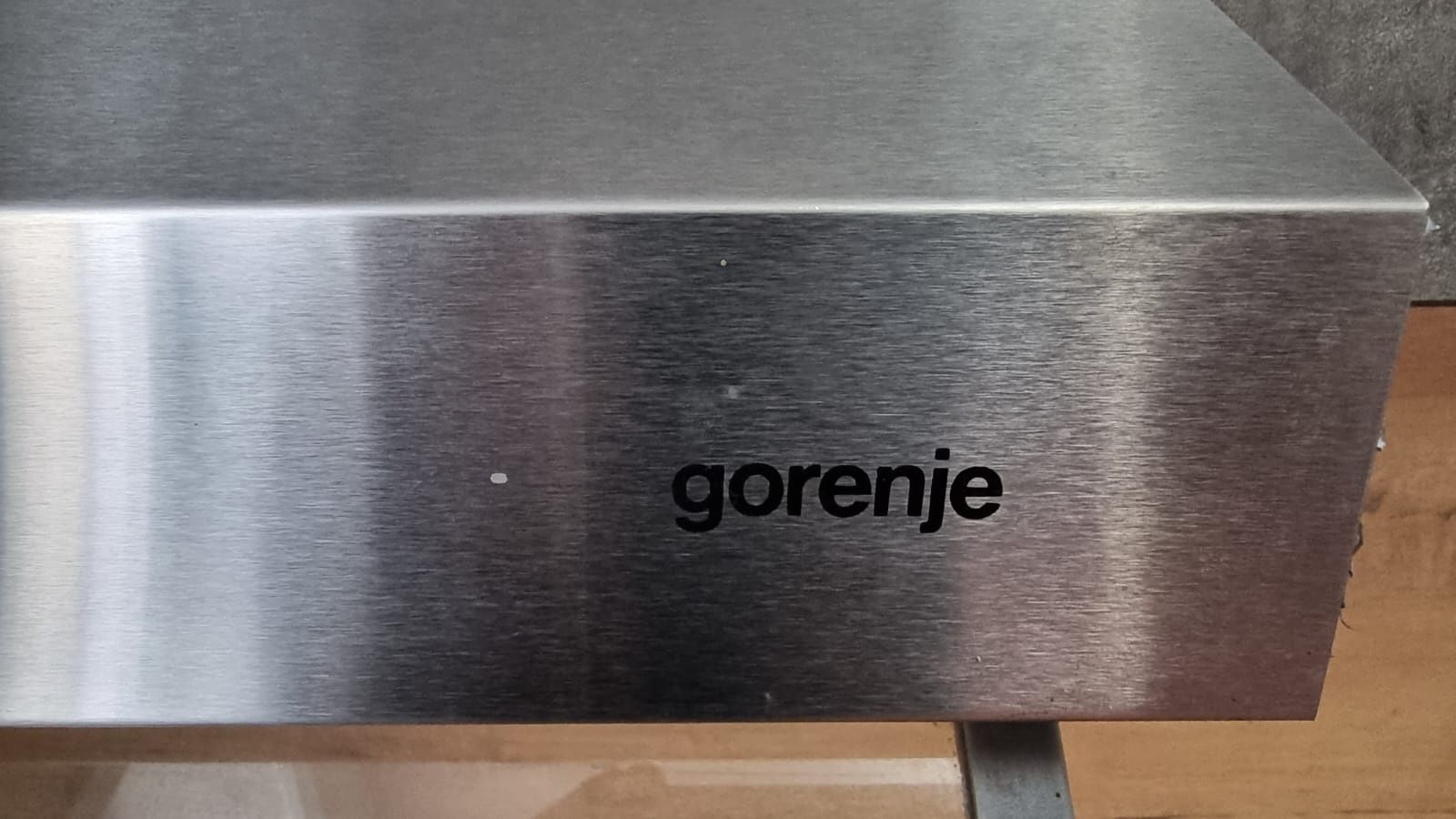 Продам кухонную вытяжку gorenje