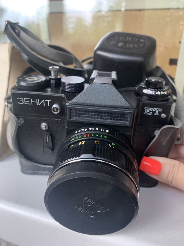 Продам новый фотоаппарат Зенит ЕТ