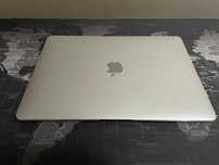 MacBook Air M1 8/256 хорошее состояние, полный комплект