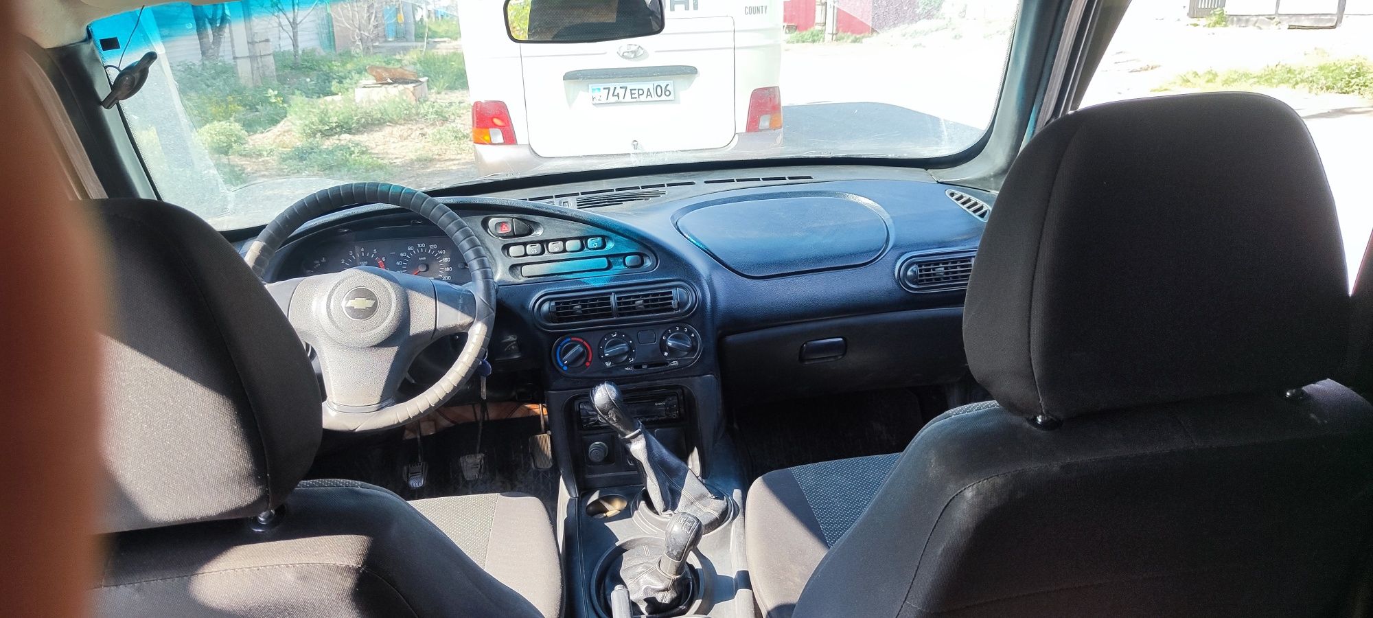Автомобиль Chevrolet Niva