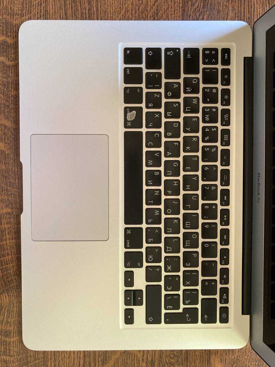 Macbook Air 13 (early 2014). бу в отличном состоянии! +MagSafe 2 (75$)