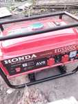 Продам бензиновый генератор honda eg 5500 cxs