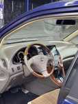 Lexus RX-300.