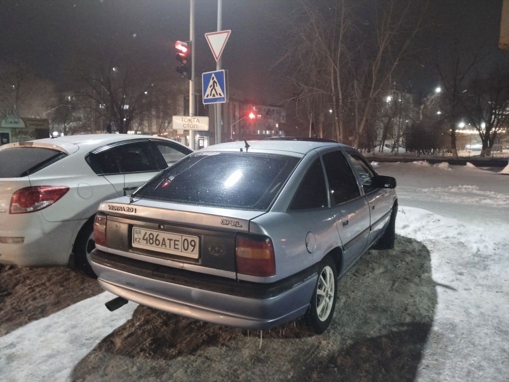 Опель вектра А хорошем состоянии