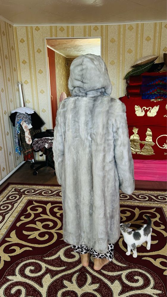 Продам шубу норковую