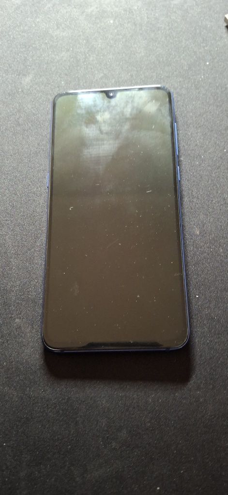 Продаю телефон Mi 9