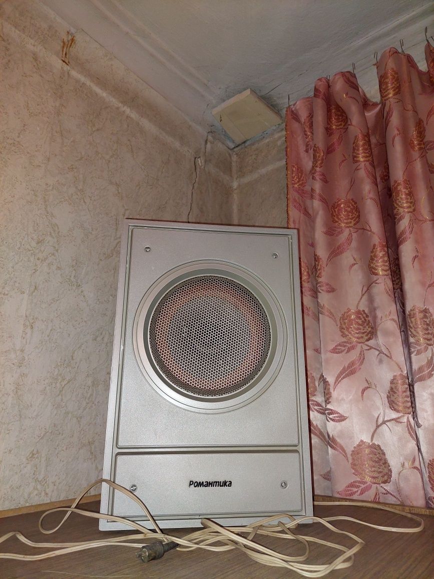 Музыкальный центр РОМАНТИКА  - раритет!